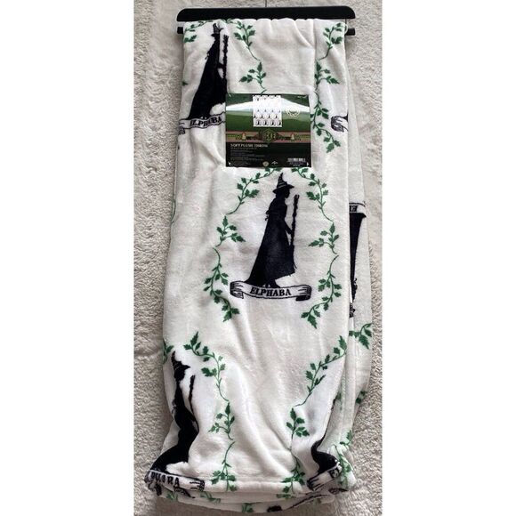 Wicked Elphaba Soft Plush Throw Blanket 50 X 70” Wizard of Oz White Ht Broom NEW - Picture 1 of 12